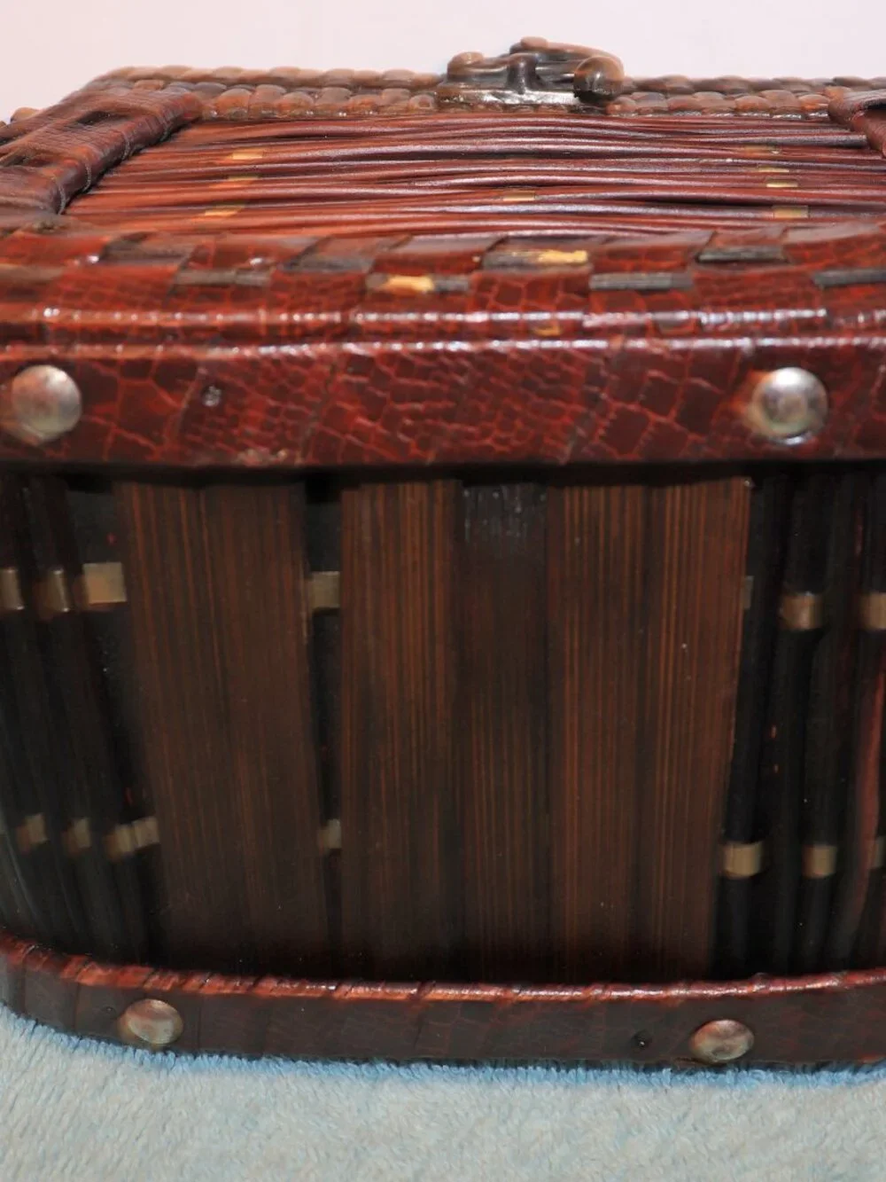 Vintage Woven Bamboo Rattan Storage Basket Box Hinged Lid Handle Latch Boho 7